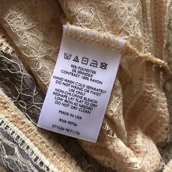 Anthropologie x Painted Threads Top - Picture 4 of 4